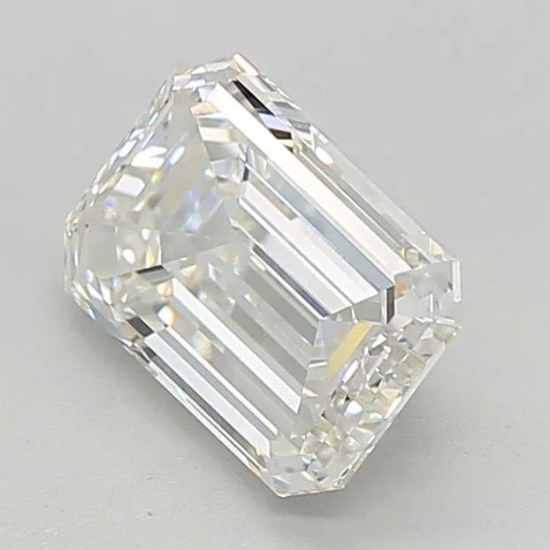 2.61ct Emerald Lab Grown Diamond (Colour F, Clarity VVS1, IGI Certified)