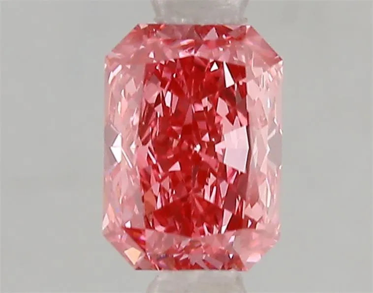 1.03ct Radiant Lab Grown Diamond (Colour Fancy Vivid Pink, Clarity VS1, IGI Certified)