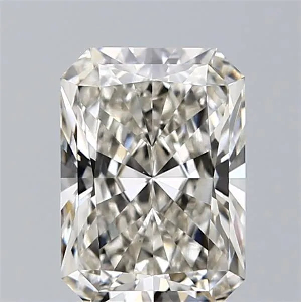 2.53ct Radiant Lab Grown Diamond (Colour I, Clarity VVS2, IGI Certified)