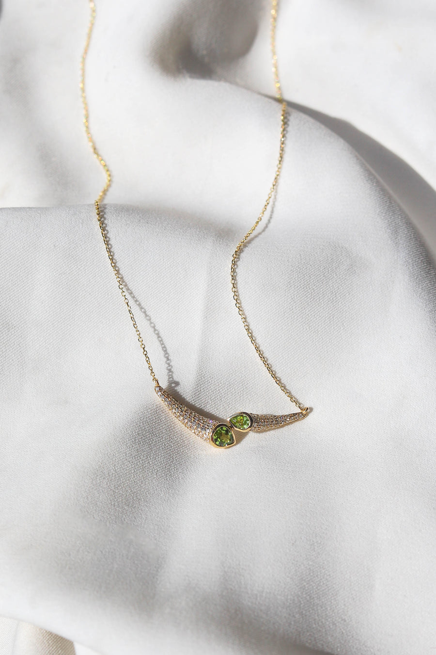 DIAMOND &  PERIDOT NECKLACE