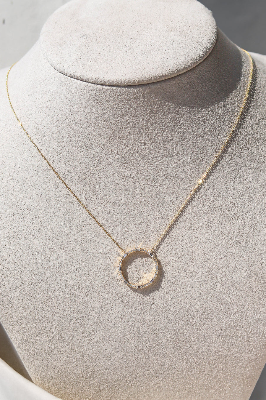 DIAMOND BAGUETTE NECKLACE