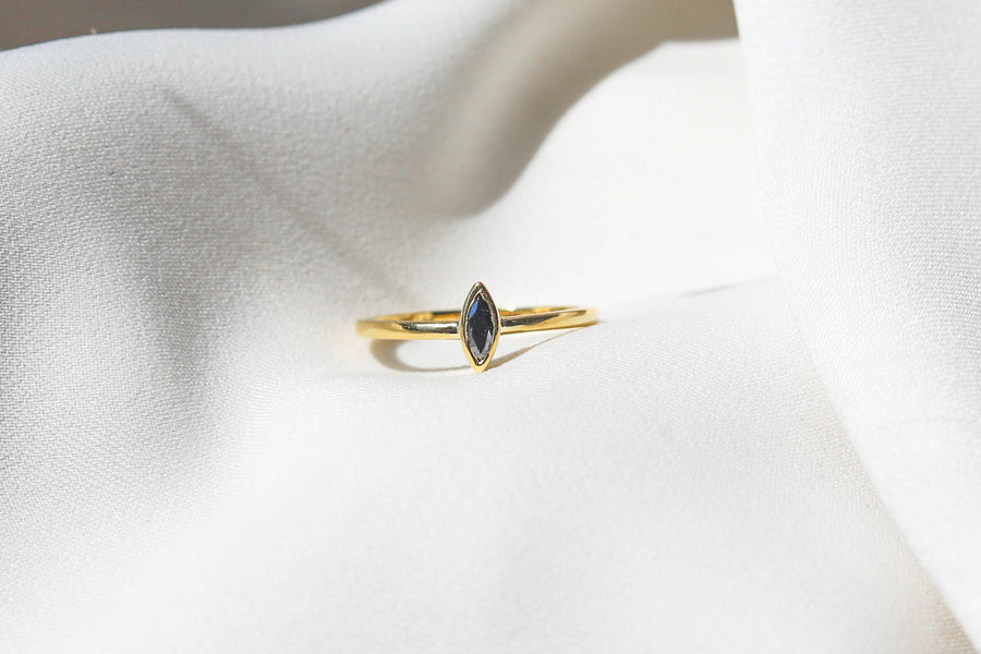 BLACK MARQUISE DIAMOND RING