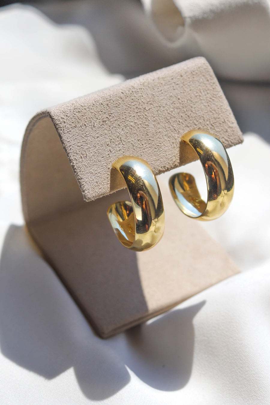 BOLD GOLD HOOPS