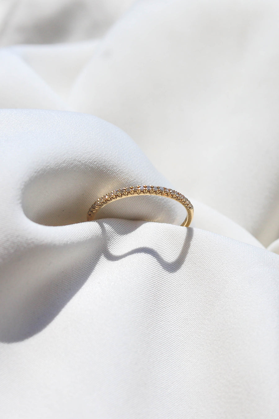 CLASSIC THIN DIAMOND BAND