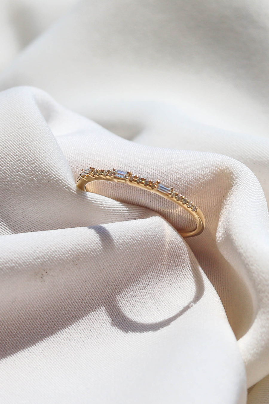 DIAMOND BAGUETTE RING