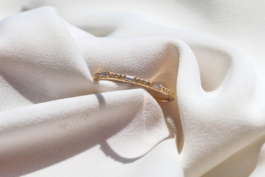 DIAMOND BAGUETTE RING