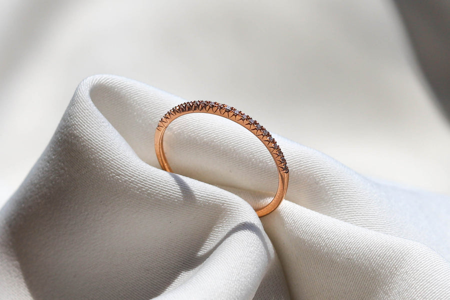 CLASSIC THIN DIAMOND BAND