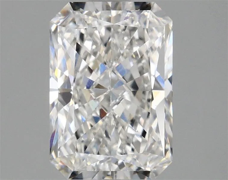 1.98ct Radiant Lab Grown Diamond (Colour E, Clarity VVS1, IGI Certified)