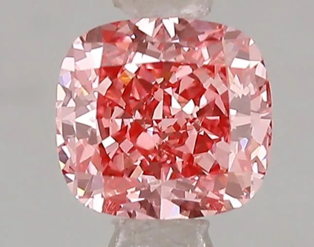 1.02ct Cushion modified Lab Grown Diamond (Colour Fancy Vivid Pink, Clarity VS1, IGI Certified)