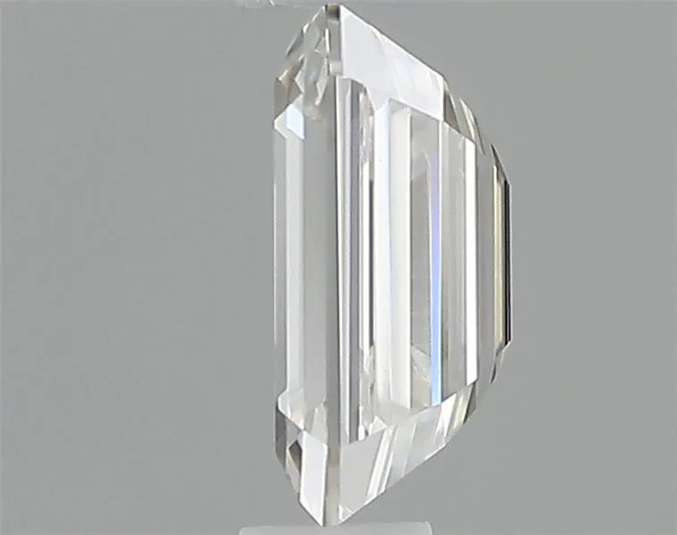 0.41 Carats EMERALD Diamond