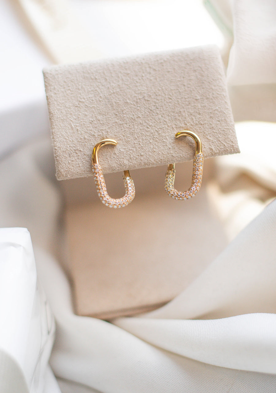 PAPERCLIP DIAMOND EARRINGS GOLD